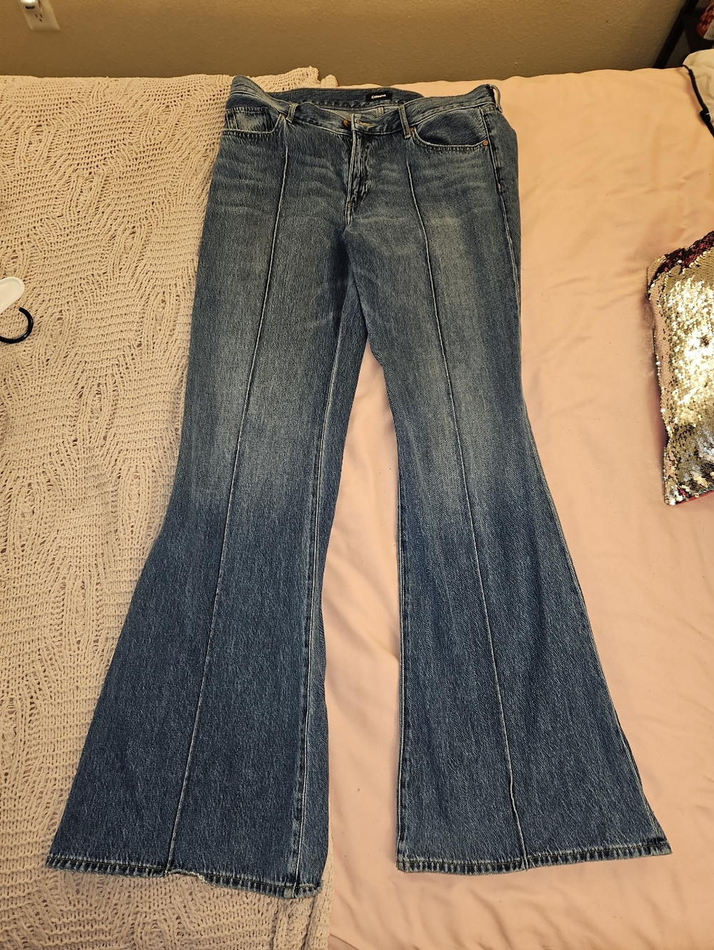 Express 70s Flare Jeans in Blue with Contrast Gold Stitching